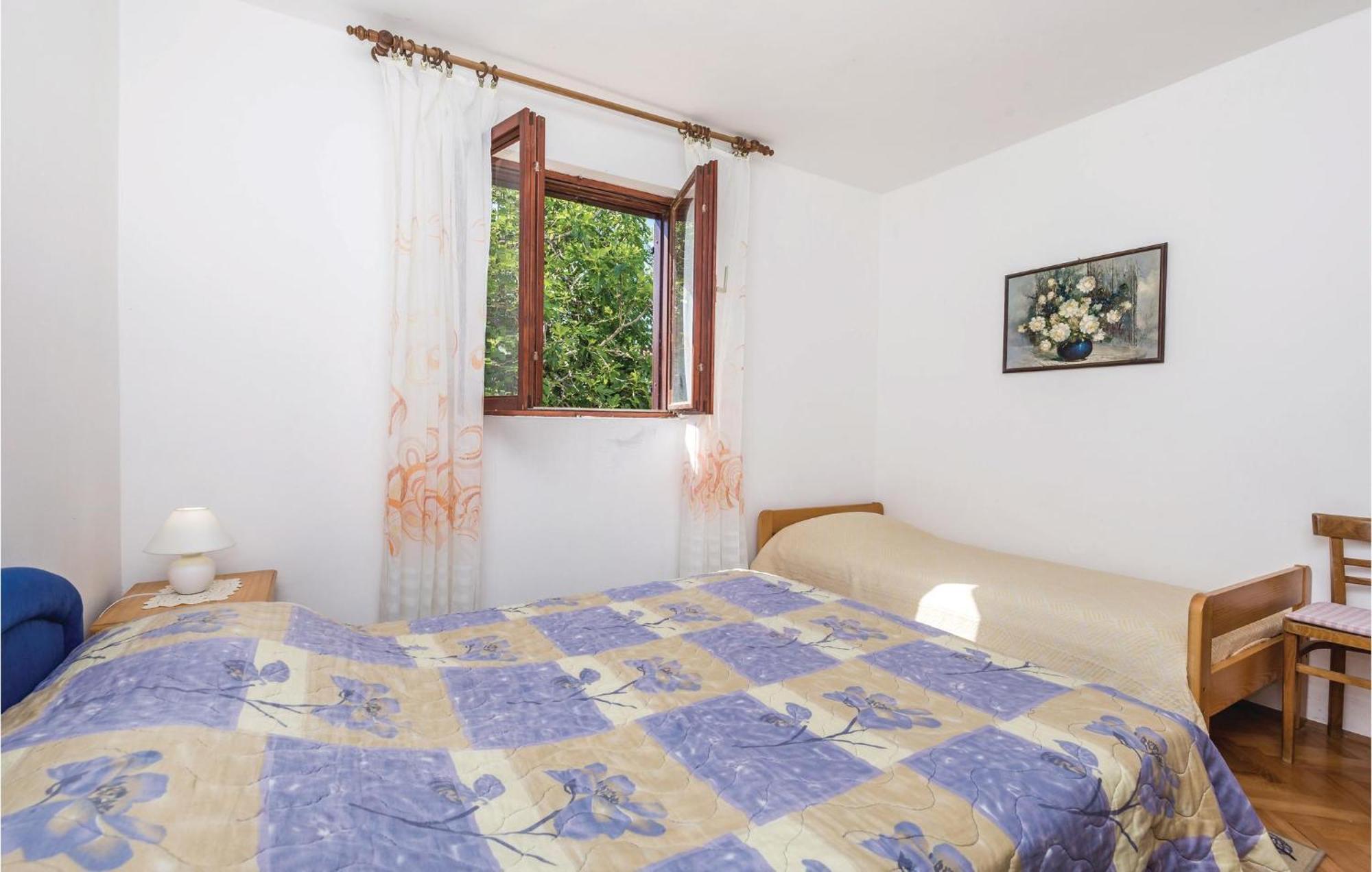 Stunning Apartment In Barbat-Rab With Wifi Barbat na Rabu Luaran gambar