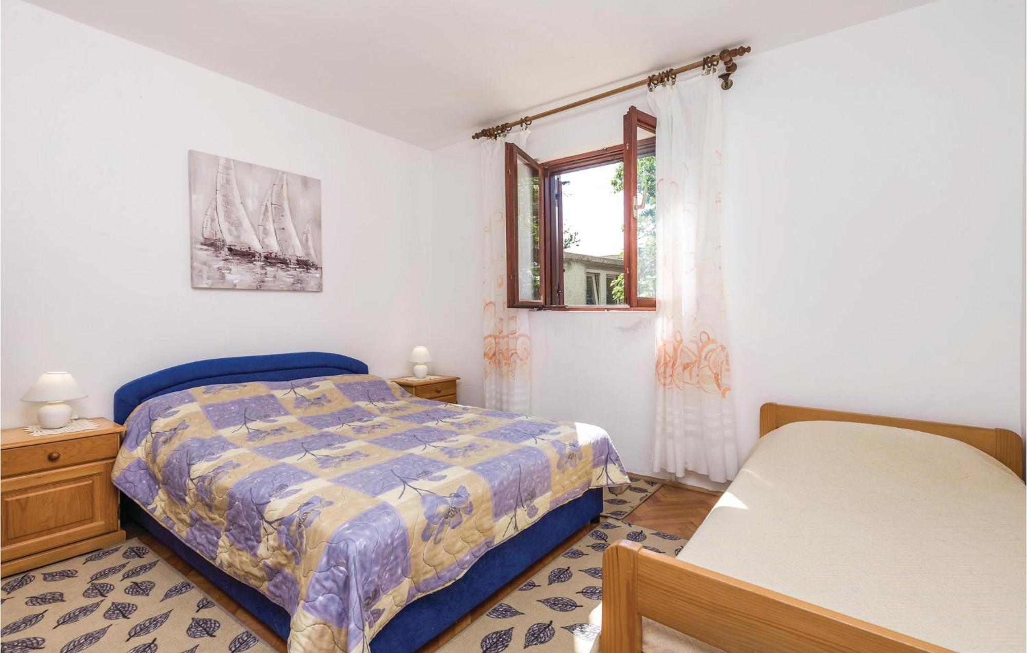 Stunning Apartment In Barbat-Rab With Wifi Barbat na Rabu Luaran gambar